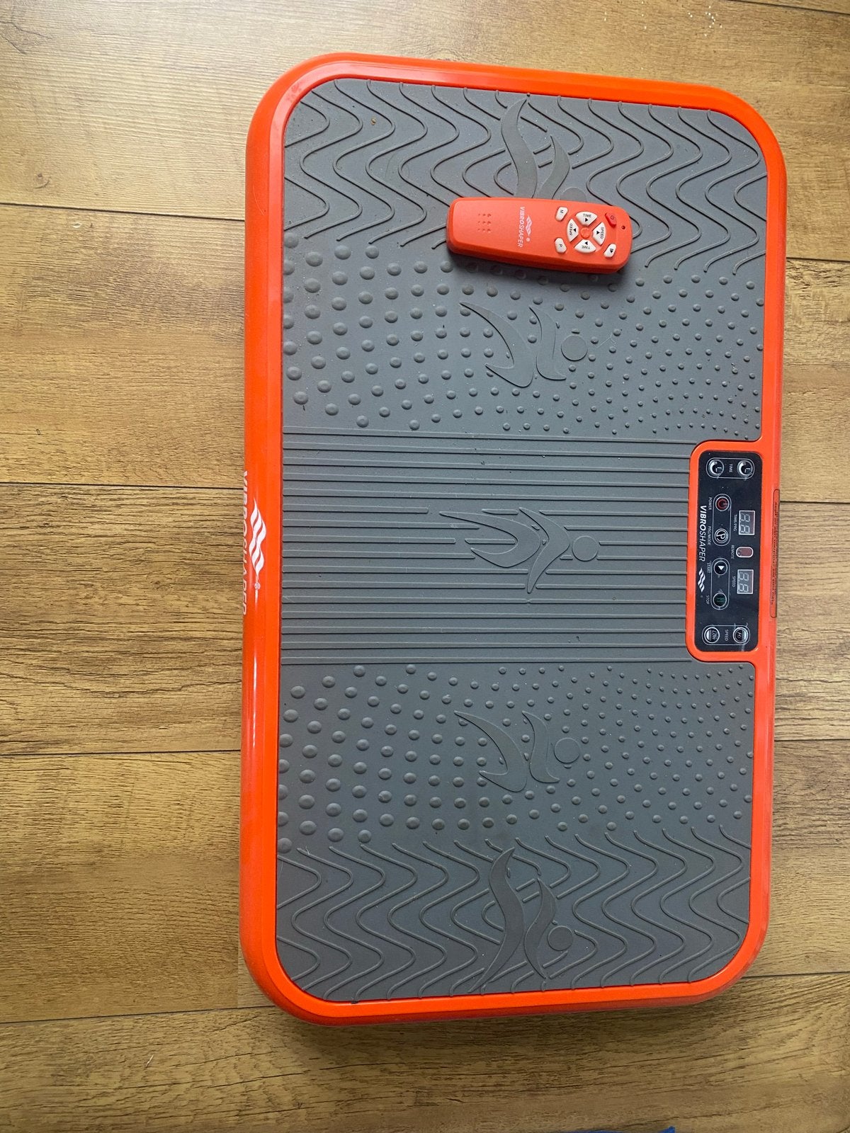 Vibroshaper trilplaat met afstandsbediening, Sport en Fitness, Fitnessmaterialen, Ophalen, Zo goed als nieuw, Armen, Overige typen