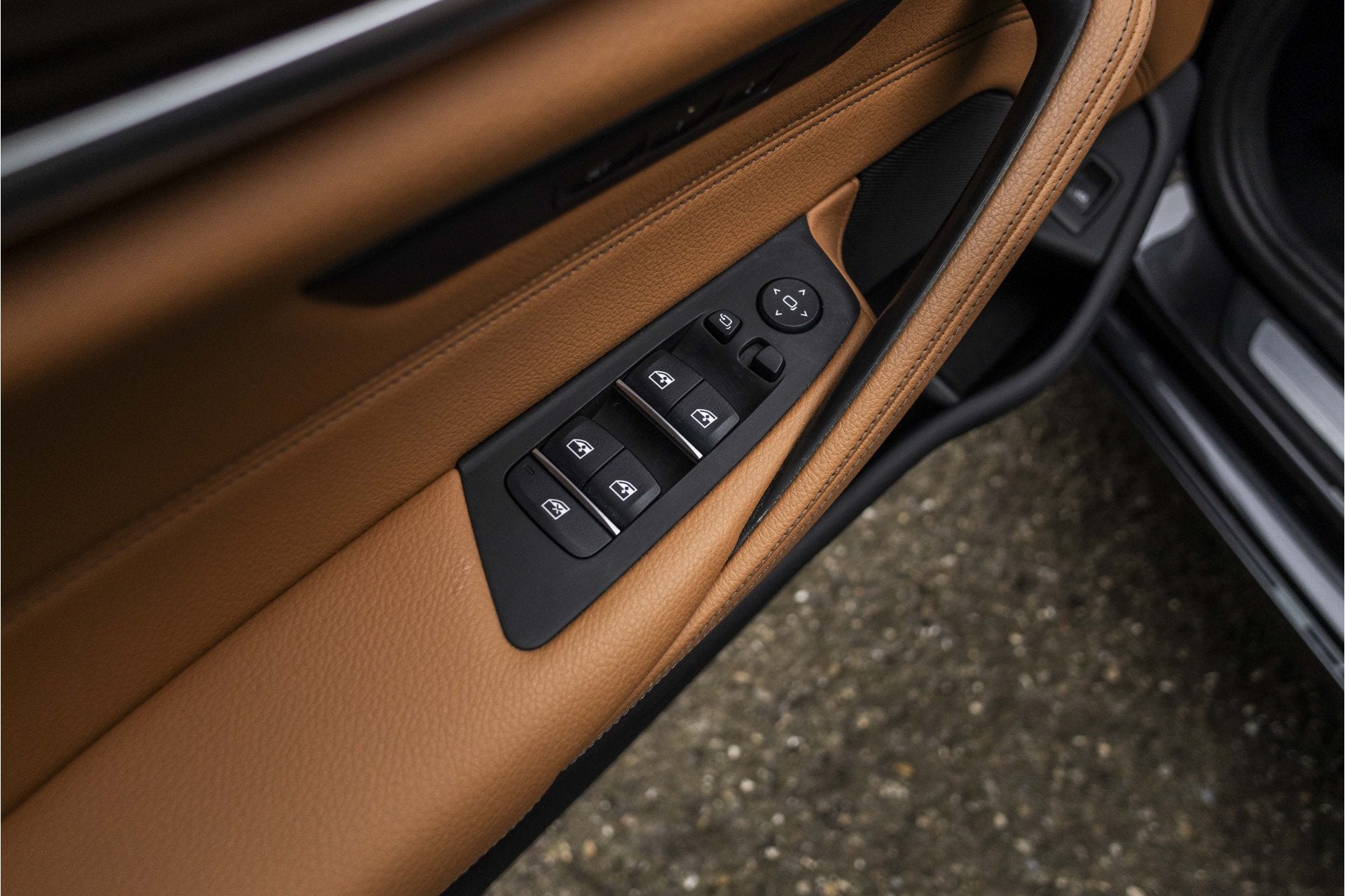 Foto 24 van BMW 5 Serie Touring 520i High Executive luxery
