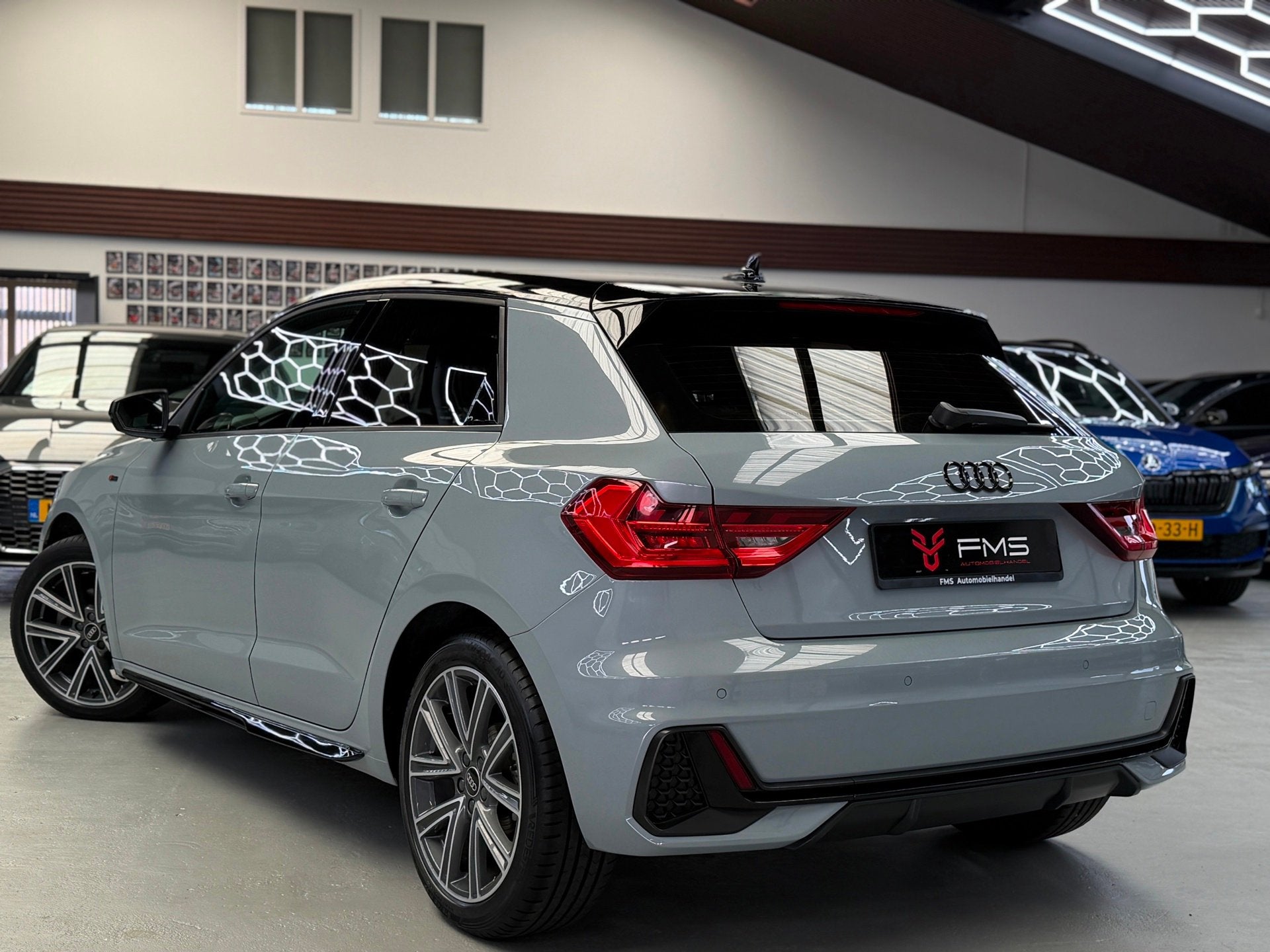 Audi A1 Sportback 30 TFSI 2x S-Line CarPlay, Zwart, Verwarmde buitenspiegels, Met garantie (alle), Leder en Stof