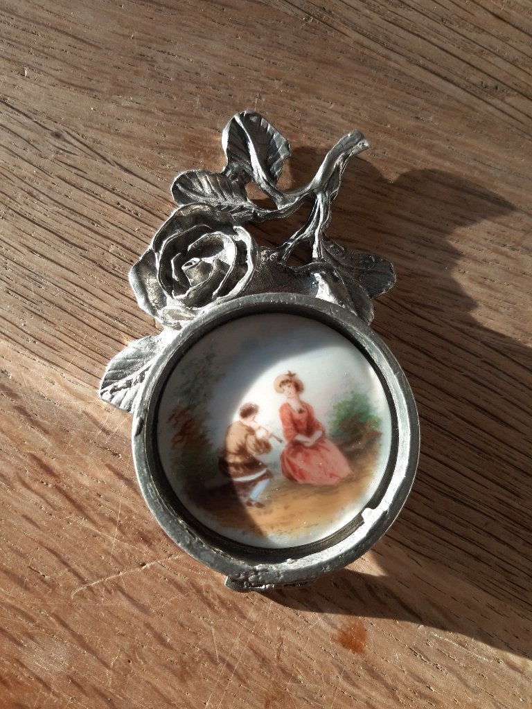 Pewter Tin , waxinelicht houder met porselein plaatje,, Antiek en Kunst, Antiek | Tin, Ophalen