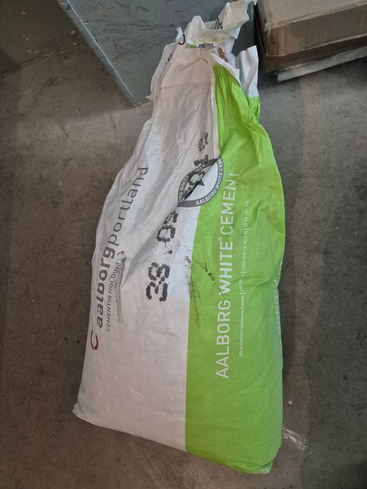Aalborg Wit Cement - ong. 12,5kg, Ophalen