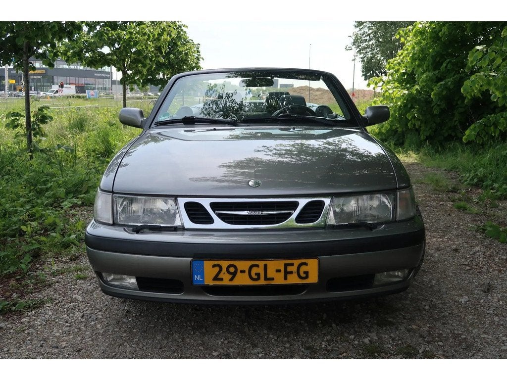 Saab 9-3 Cabrio 2.0t SE Design Edition (bj 2001, automaat), foto 5