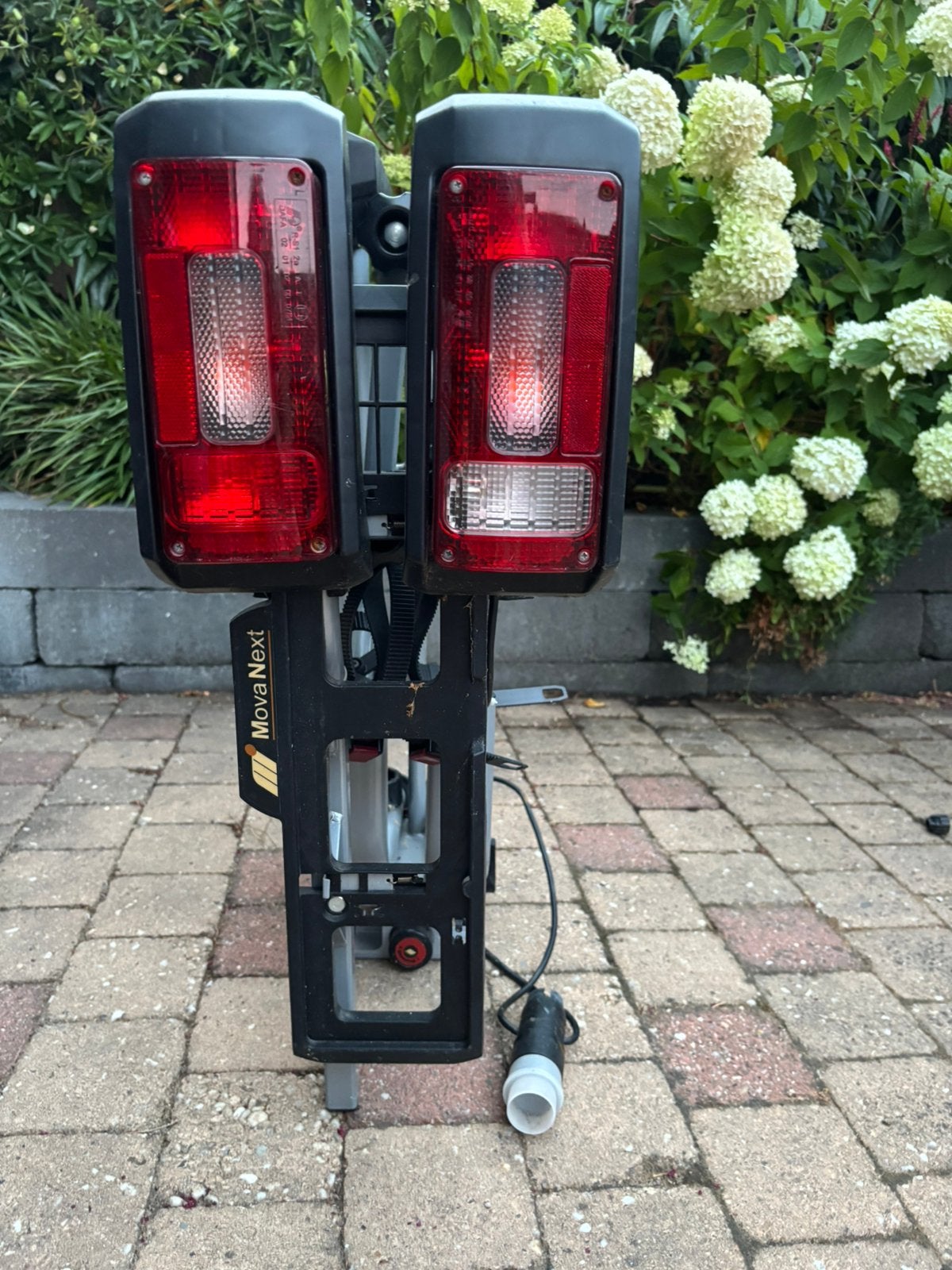 Fietsdrager Mova next, 2 fietsen (geen e-bikes), Ophalen, 2 fietsen, Gebruikt, Trekhaakdrager