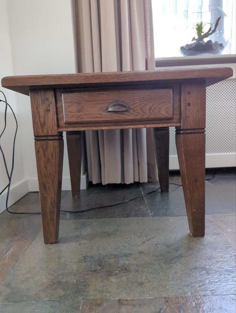 2 eiken bijzettafels, Ophalen, 25 tot 50 cm, Vierkant, 50 tot 100 cm