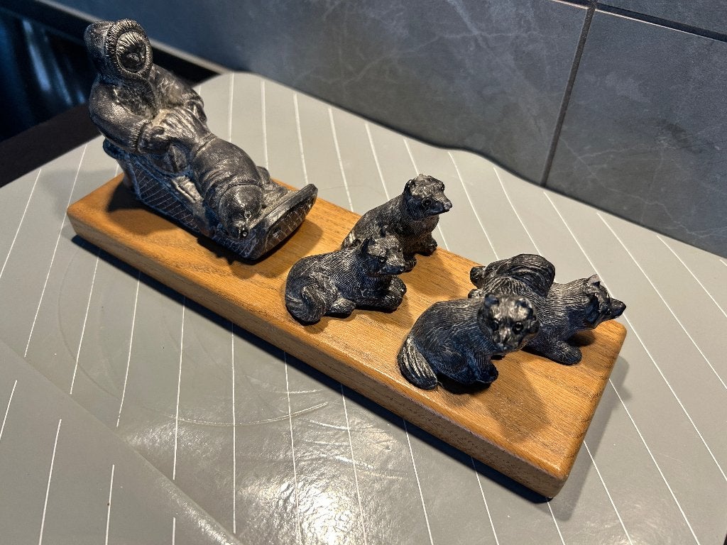 eskimo met wolven van A.L. Wolf Made in Canada, Ophalen of Verzenden, Zo goed als nieuw, Dier