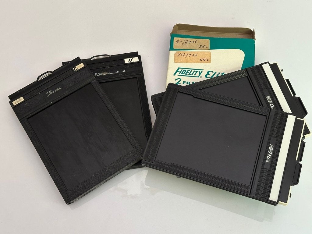 4 stuks 4x 5" vlakfilm cassettes, twee splinternieuw in doos, Audio, Tv en Foto, Fotocamera's Analoog, Ophalen of Verzenden, Nieuw