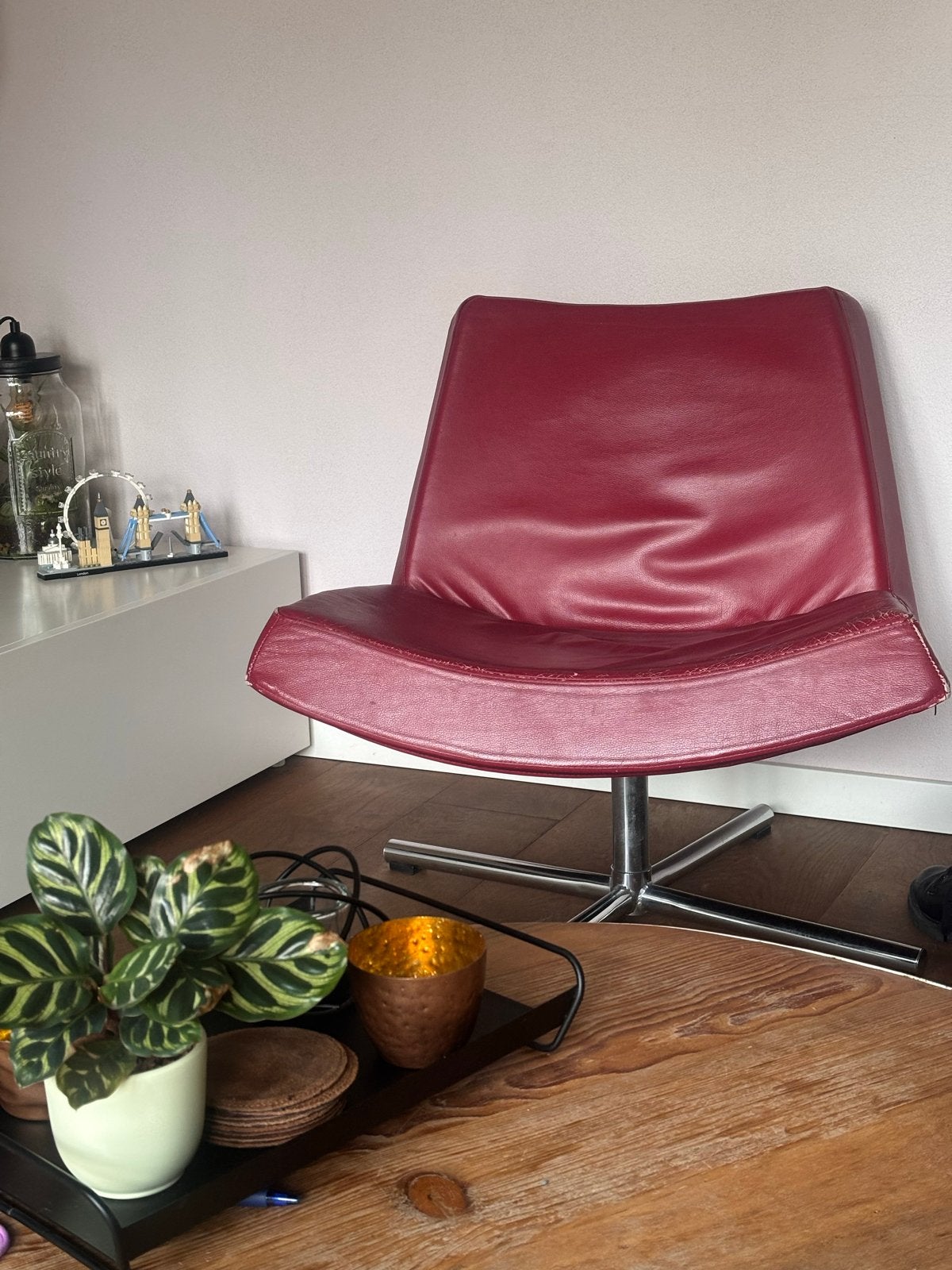 Rode leren fauteuil met draaivoet, Ophalen, Gebruikt, Leer, Eén
