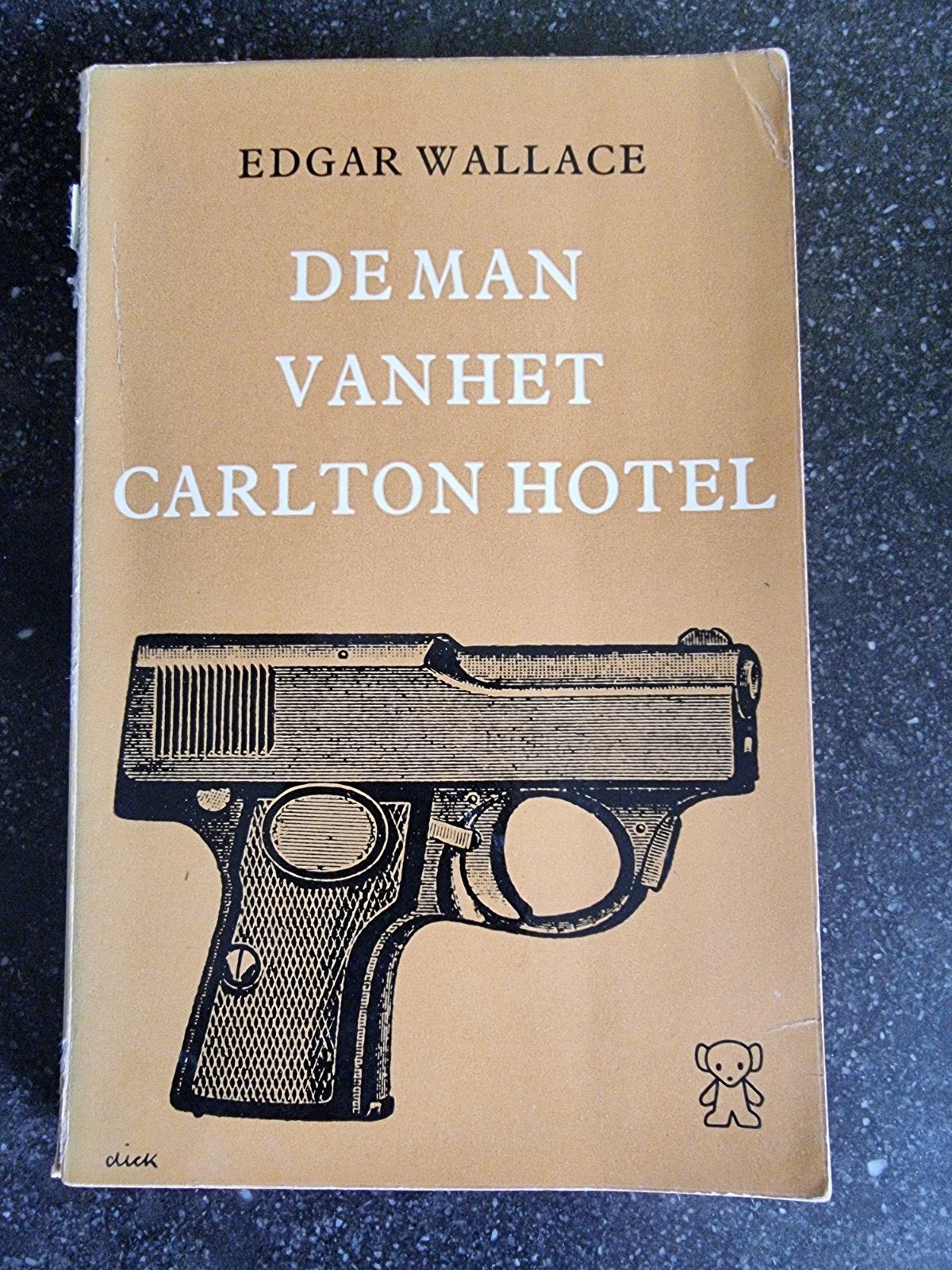 Edgar Wallace - De Man van het Carlton Hotel (Detective), Boeken, Verzenden, Gelezen, Edgar Wallace