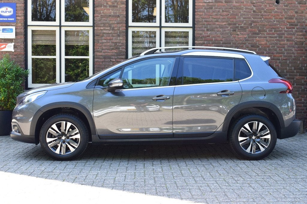 Peugeot 2008 1.2 PureTech Automaat Allure Trekhaak | Camera, 1199 cc, Met garantie (alle), 610 kg, Origineel Nederlands