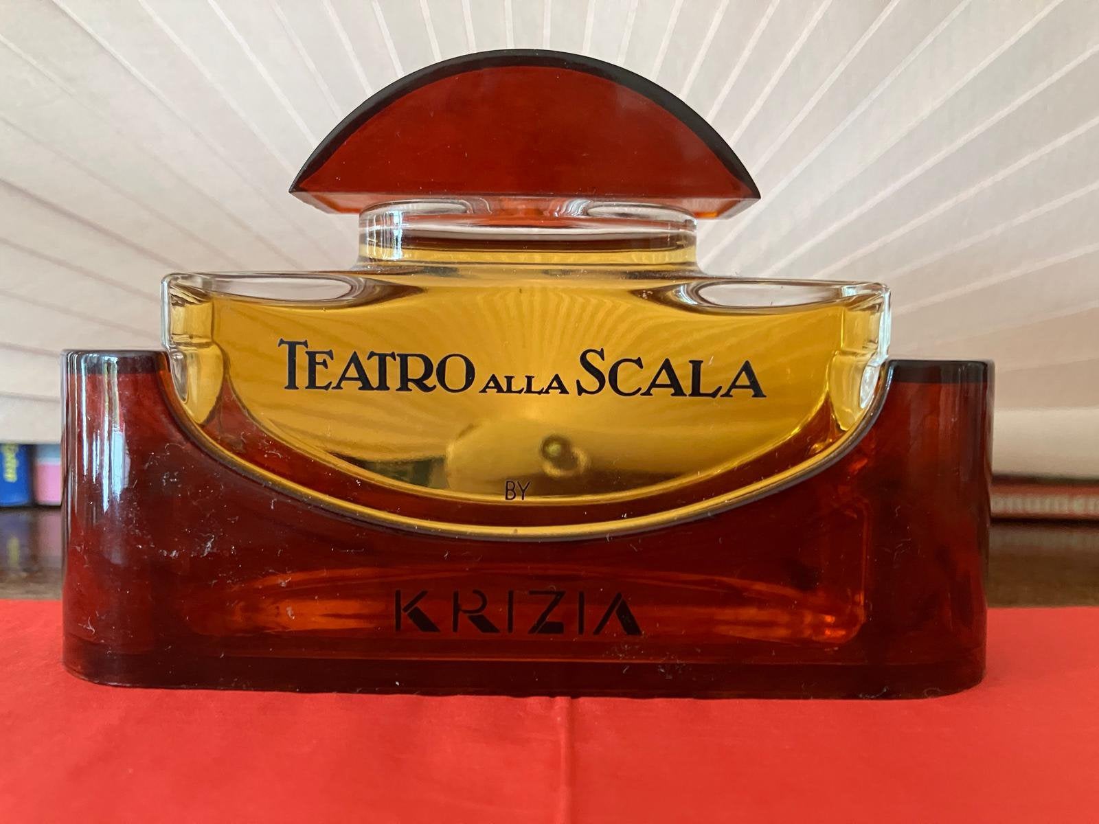 KRIZIA Teatro alla scala, eau de parfum, 50 ml gevuld, Verzamelen, Ophalen of Verzenden, Nieuw, Parfumfles, Gevuld