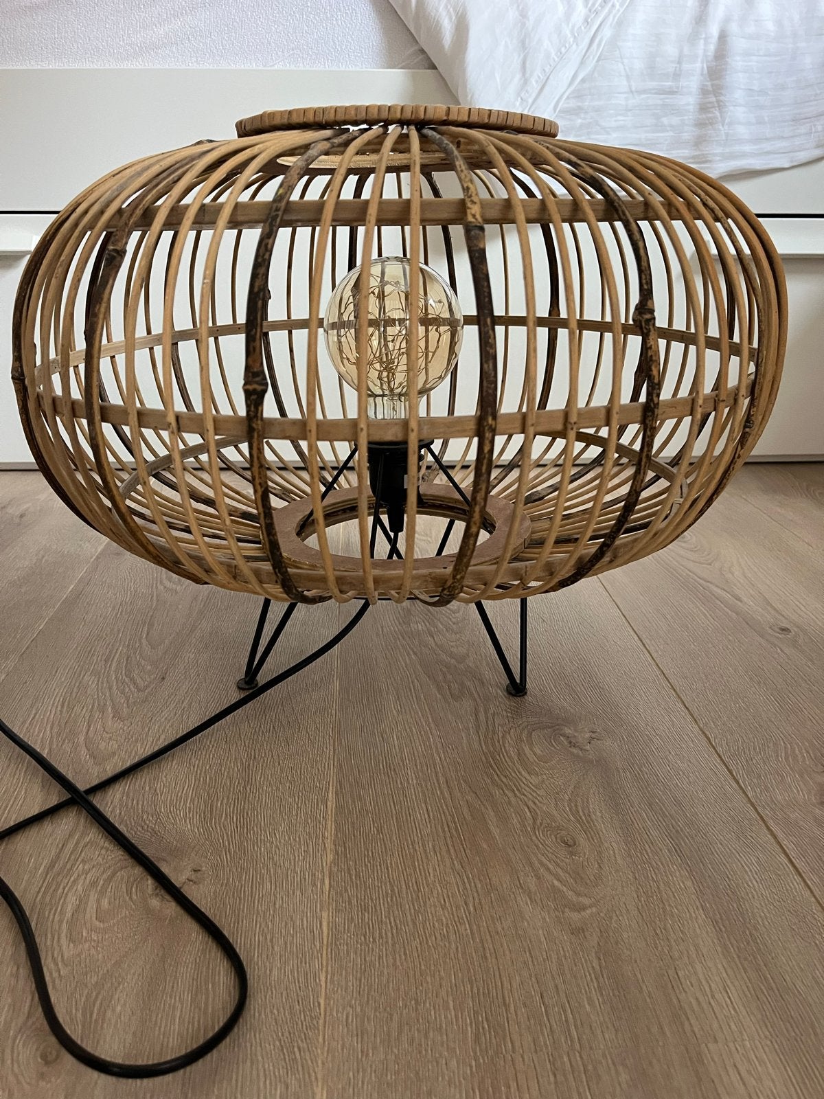 Tafel lamp van de kwantum, Huis en Inrichting, Ophalen, Gebruikt, Natuurlijk materiaal, E27 (groot)