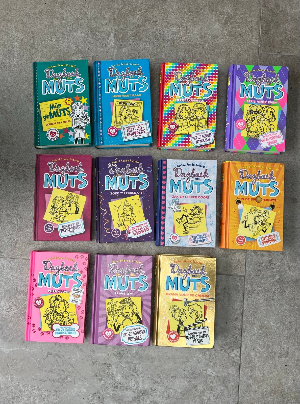 Dagboek van een Muts boekenreeks (11 delen), Ophalen of Verzenden, Gelezen, Fictie