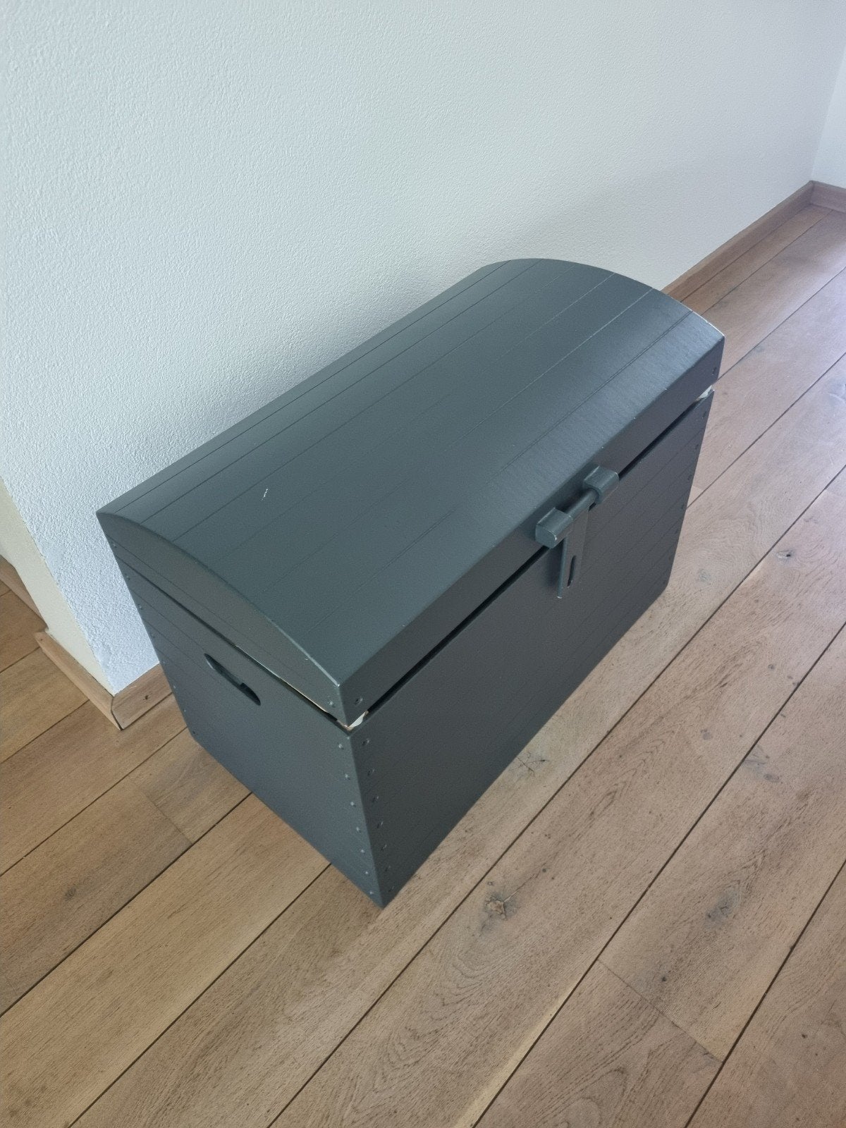 Grijze houten kist met deksel - Opbergkist, Gebruikt, 50 tot 100 cm, Ophalen of Verzenden, 75 tot 100 cm