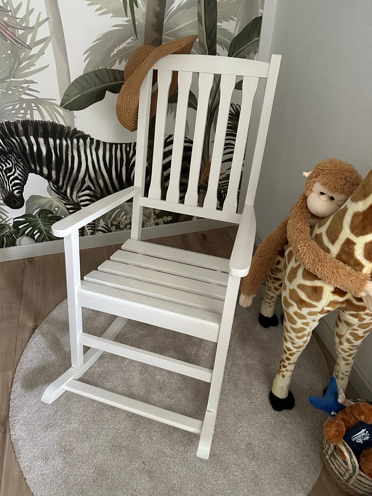 Witte houten schommelstoel voor kinderkamer, Ophalen, Wit, Zo goed als nieuw, Eén