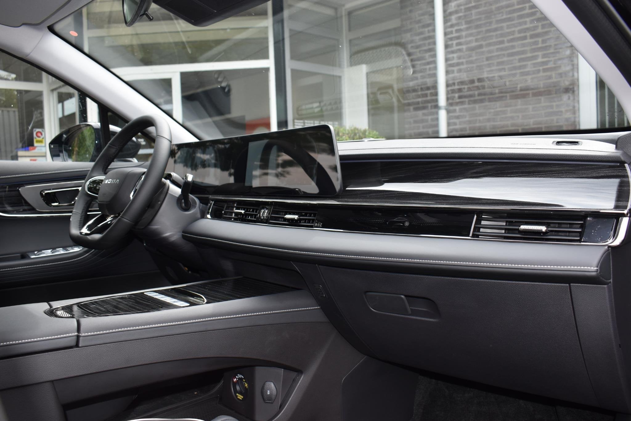 Omoda 5 EV Premium | INCLUSIEF INRUILPREMIE | ANDERE VELGEN, Auto's, Overige Auto's, 430 km, 211 pk, SUV of Terreinwagen, Te koop