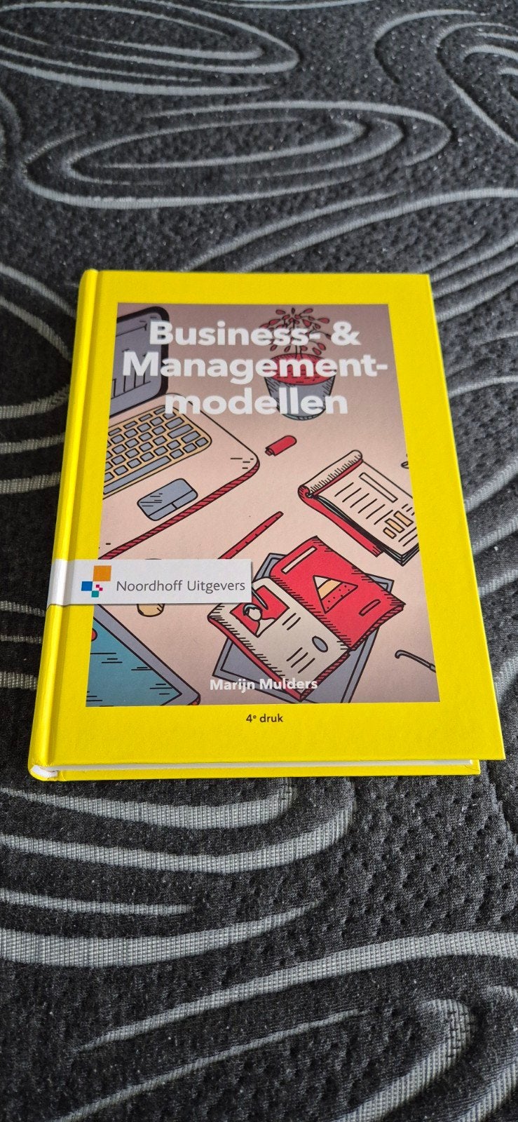 Business- & Managementmodellen - 4e druk, Ophalen of Verzenden, Zo goed als nieuw, MBO, Marijn Mulders