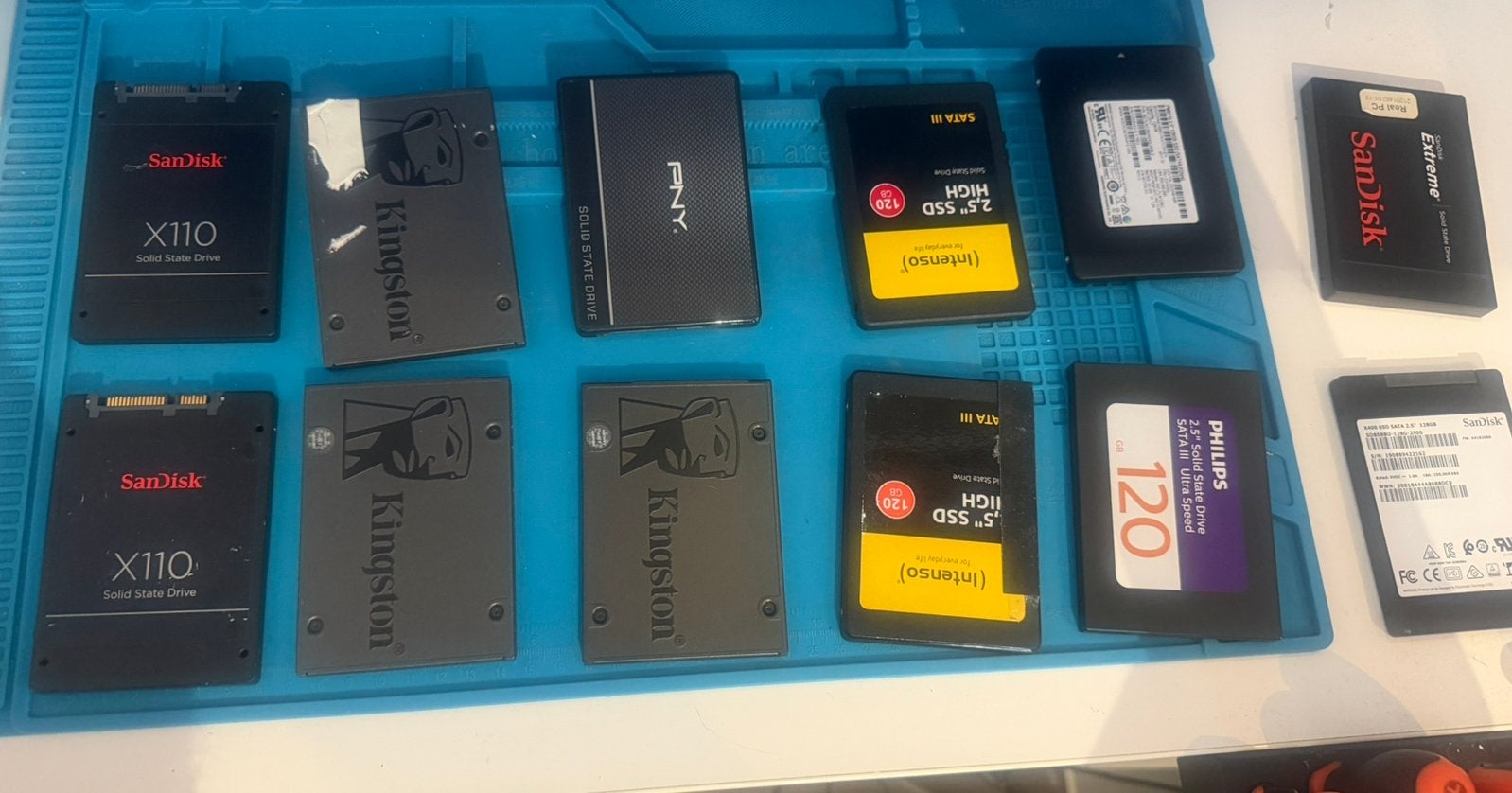 12x 120gb/128gb 2.5” ssd. (Getest en geformatteerd), Ophalen of Verzenden, Zo goed als nieuw, Laptop