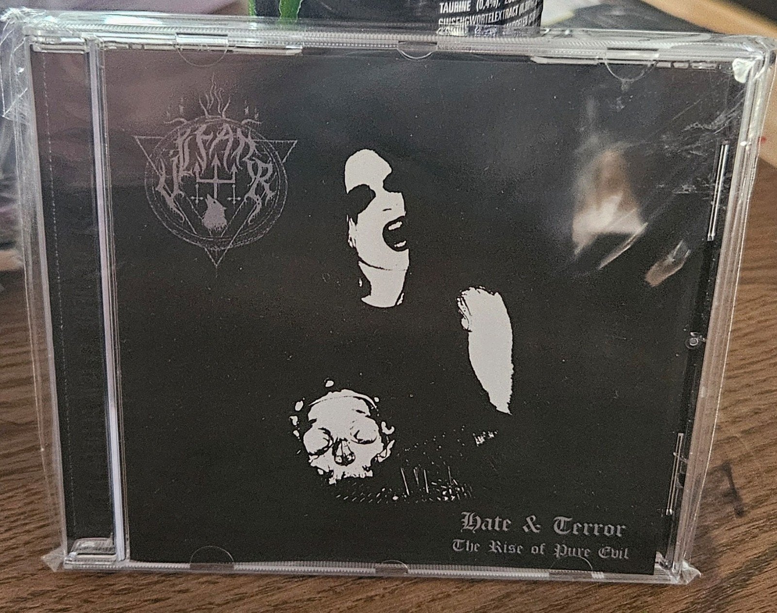 Úlfarr - Hate & Terror: The Rise of Pure Evil CD Nieuw, Cd's en Dvd's, Cd's | Hardrock en Metal, Ophalen, Nieuw in verpakking