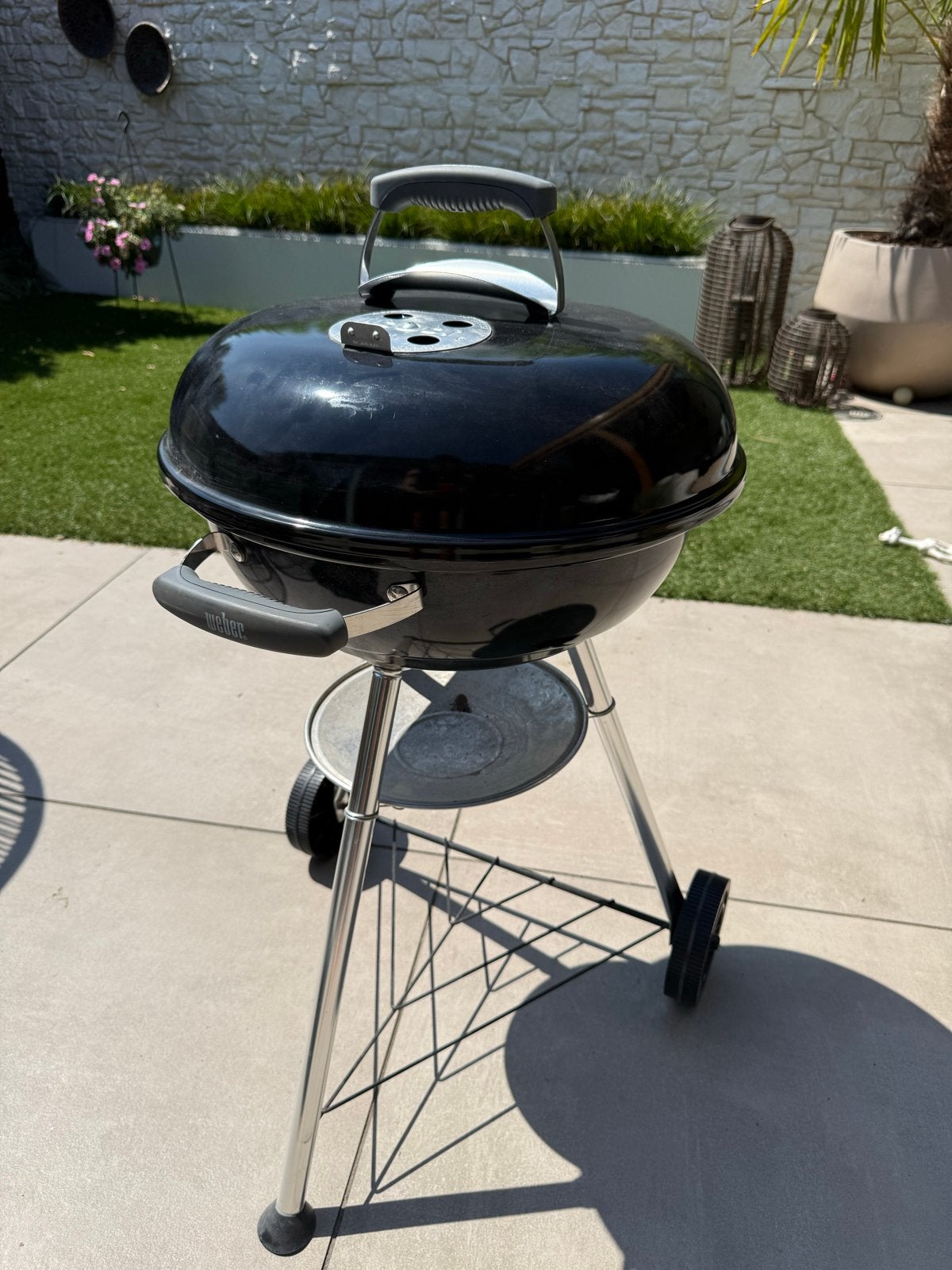 Weber Compact Kettle Houtskoolbarbecue 47 cm, Tuin en Terras, Ophalen, Zo goed als nieuw