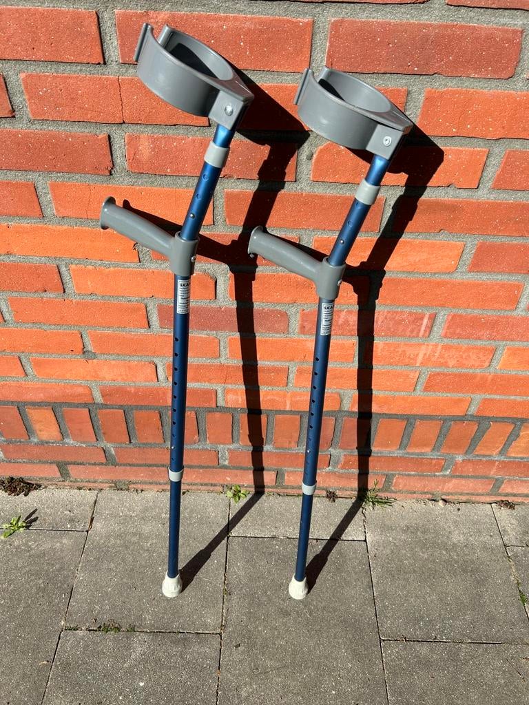 Kinderkrukken, Ophalen, In hoogte verstelbaar, Zo goed als nieuw
