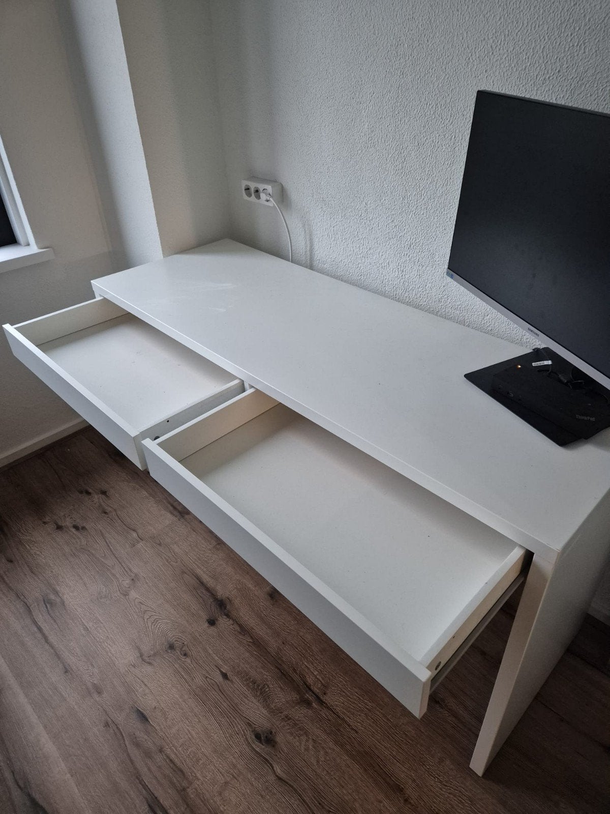 IKEA MICKE Bureau Wit 142x50cm met Lades, Ophalen, Met lades, Gebruikt, Spaanplaat of MDF