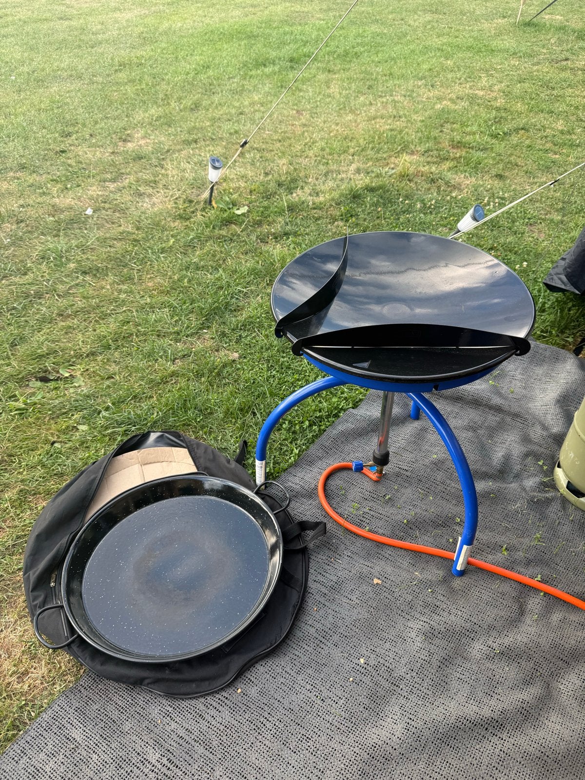 Cadac Skottelbraai met paella pan en gasaansluiting, Ophalen, Gebruikt