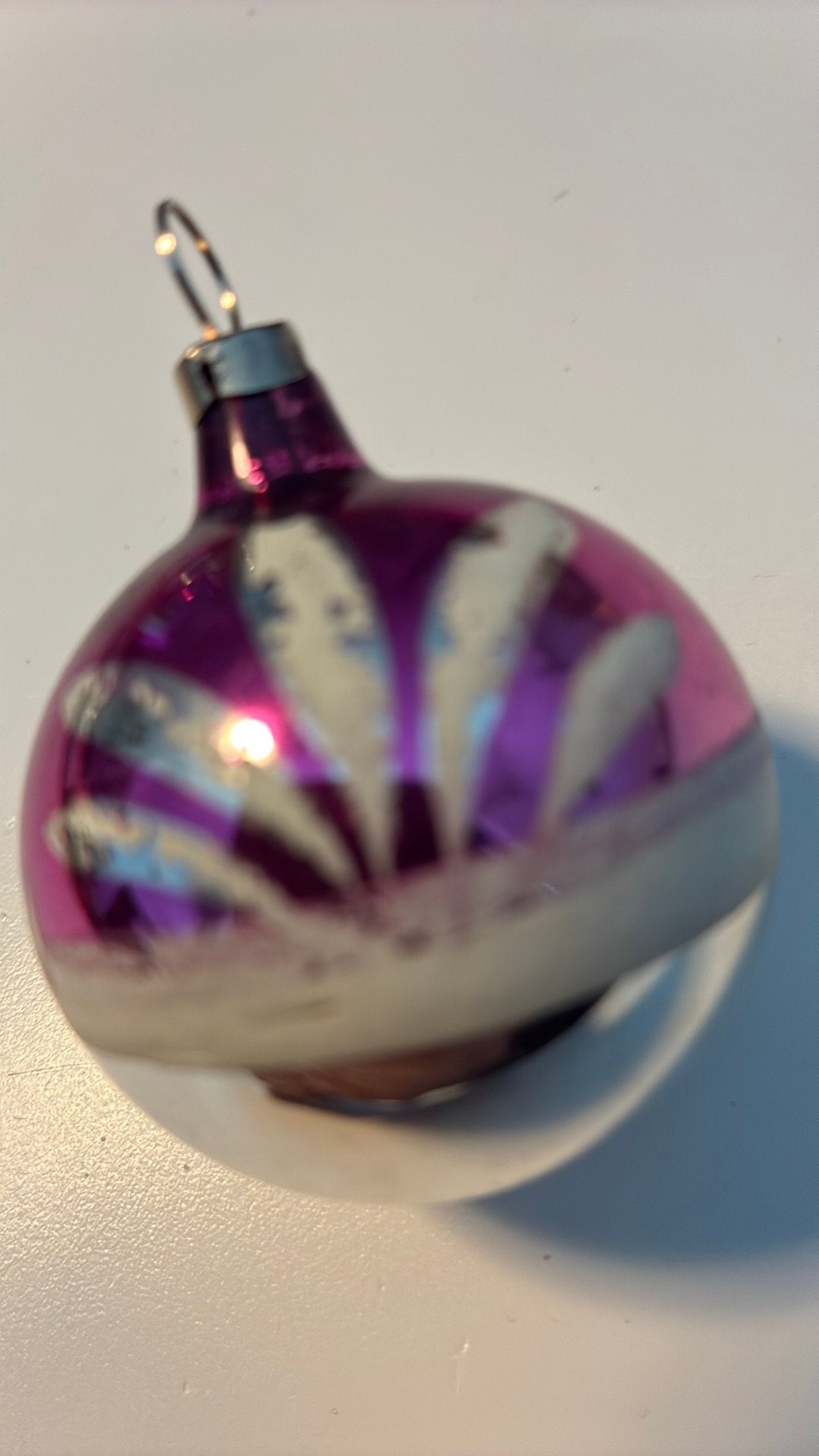 Vintage antieke kerstbal, paars feathertree, Ophalen of Verzenden, Zo goed als nieuw