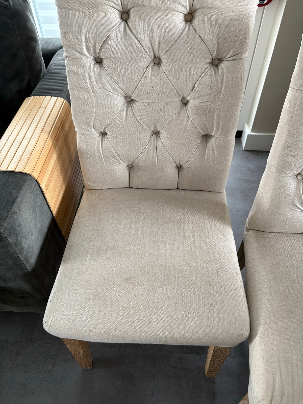 Gratis af te halen: 4 stoffen eetkamerstoelen, Huis en Inrichting, Ophalen, Gebruikt, Twee, Overige kleuren
