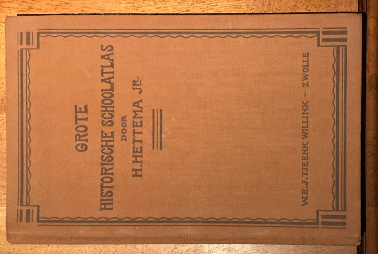 H. Hettema jr., Grote historische schoolatlas  13e druk 1935, Boeken, Gelezen, Overige atlassen, Ophalen of Verzenden, 1800 tot 2000