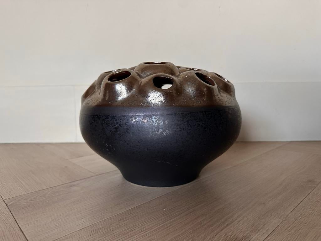 Moderne handgemaakte (tulpen) vaas, Overige materialen, Zwart, Nieuw, Ophalen of Verzenden