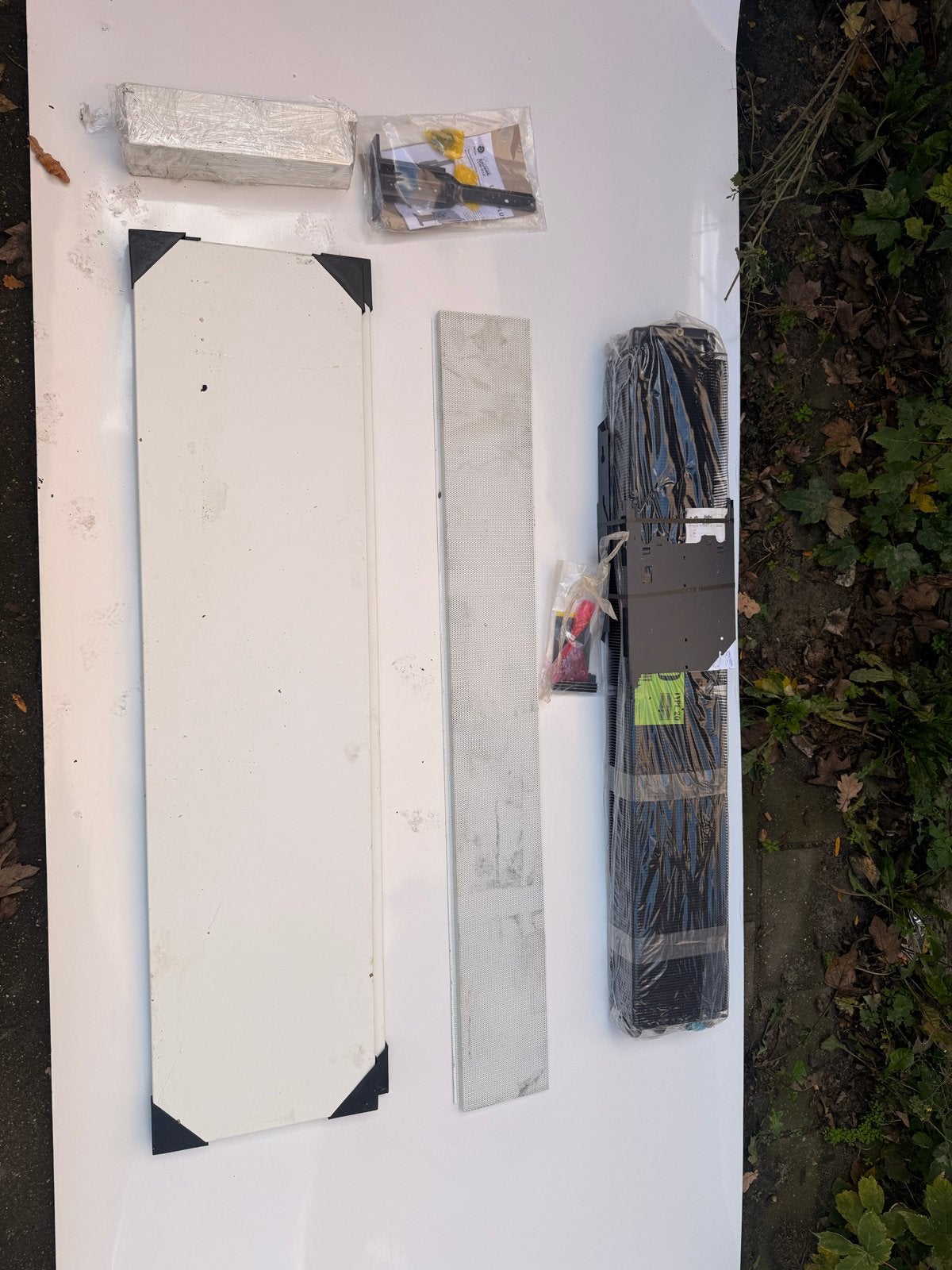 Diverse radiatoren en verwarmingsonderdelen, Ophalen, Radiator, Nieuw, 60 tot 150 cm