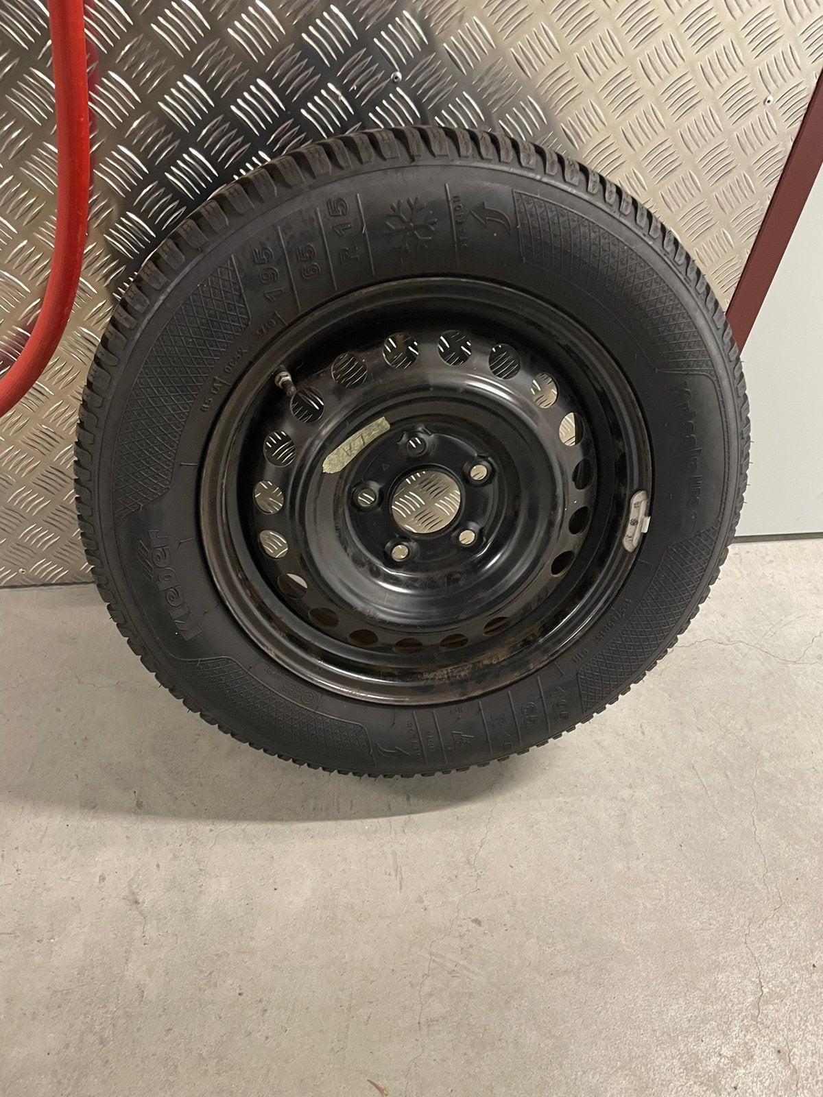 Set Winterbanden (Kleber)op stalen velg voor oa Hyundai I30, Ophalen, Gebruikt, 15 inch, Banden en Velgen