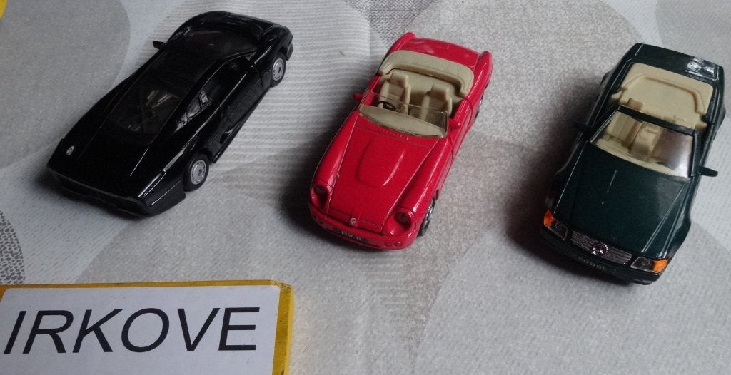 SERIE AUTO'S * MAISTO 13 STUKS * METAAL Nieuwstaat *, Verzenden, Zo goed als nieuw, Auto