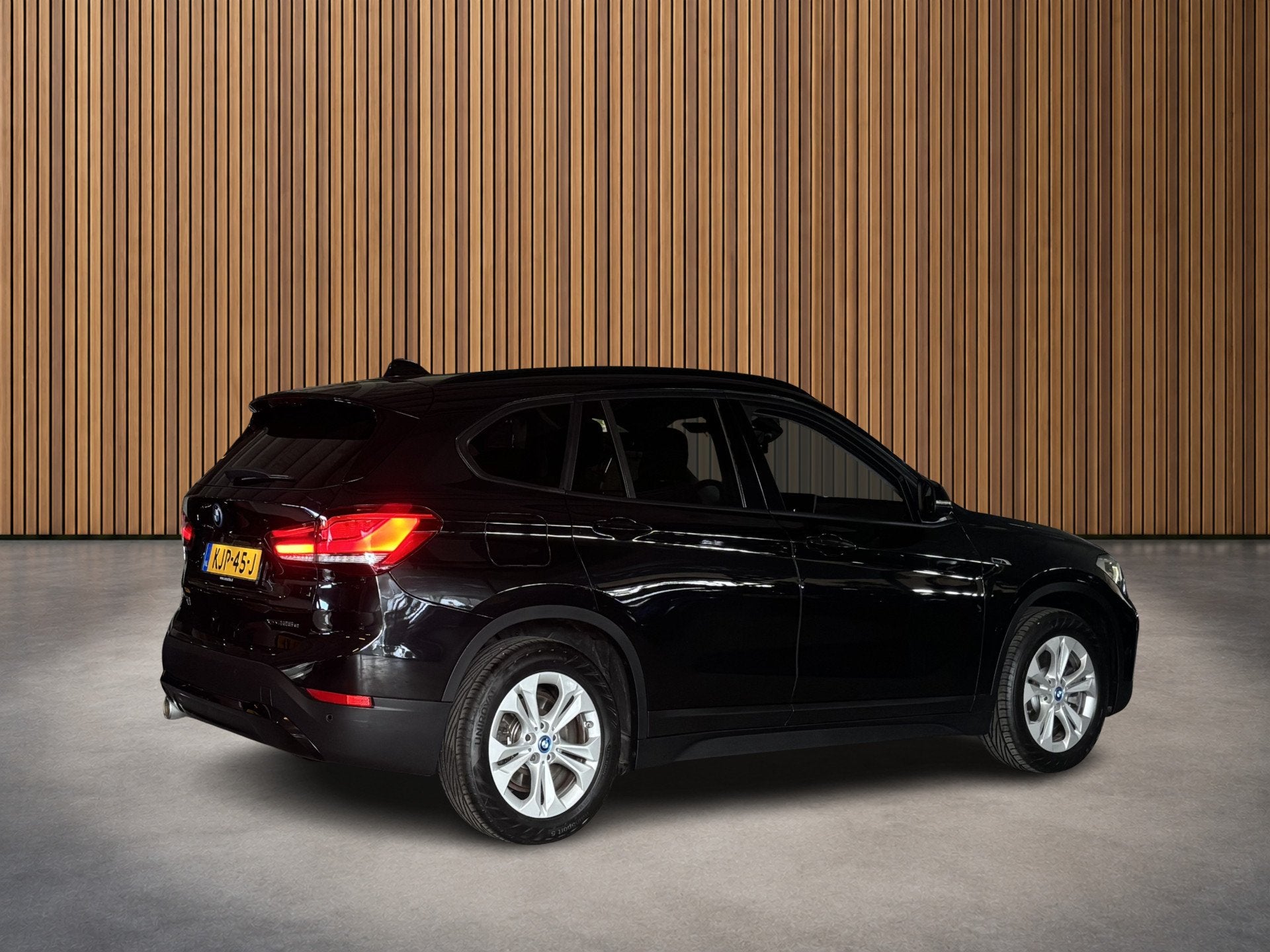 Foto 2 van BMW X1 xDrive25e Executive 2e-Eig. & Keurig-Onderh BOVAG-Gar