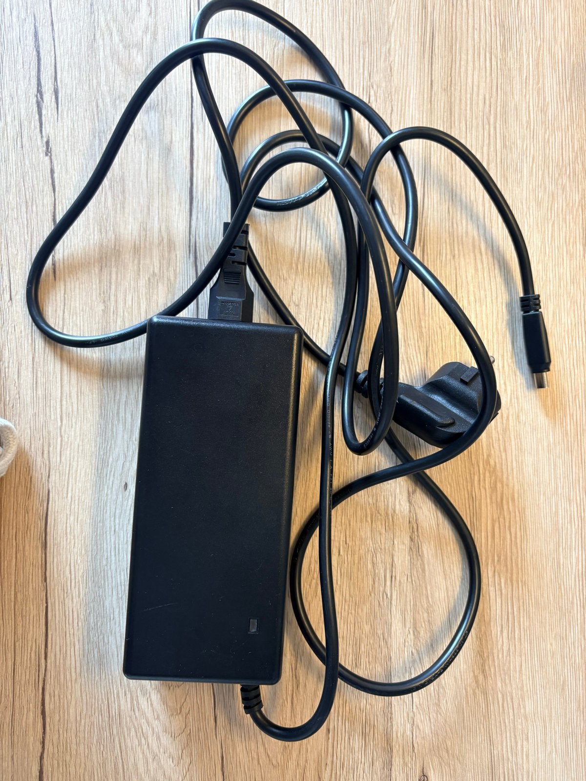 Oplader Stella accu - Phyliion SSL084V42XH, Ophalen, Gebruikt