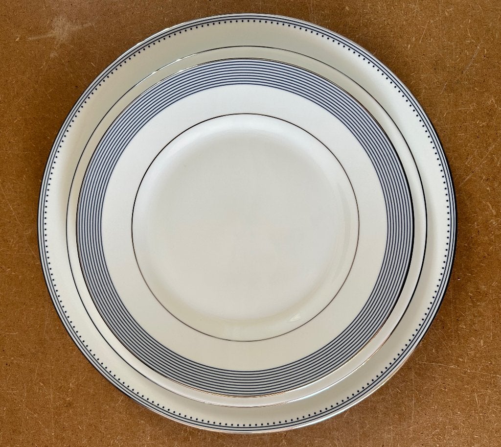 Wedgwood Bone China, Vera Wang, Grossgrain Indigo, Nieuw, Ophalen of Verzenden, Bord(en), Modern
