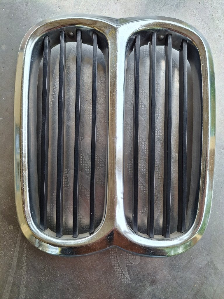 BMW E10  02 1502 1602 1802 2002 Nier Gril, Ophalen of Verzenden, BMW, Bumper