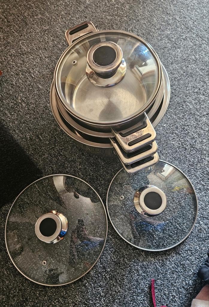 Berghoff pannenset, RVS met glazen deksels, Huis en Inrichting, Keuken | Potten en Pannen, Ophalen of Verzenden, Gebruikt, Rvs
