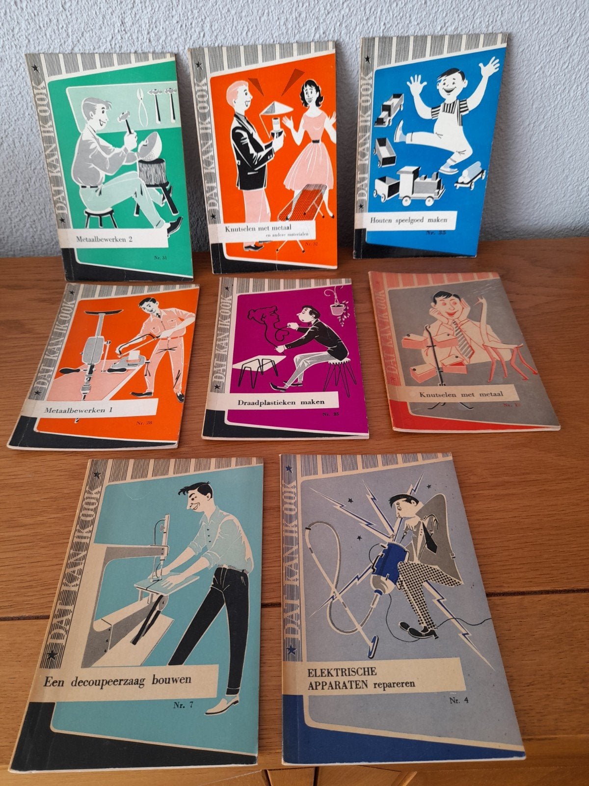 8 x .Vintage knutselboekjes 'Dat Kan Ik Ook' - Set van 7, Boeken, Gelezen, Houtbewerking, Diverse auteurs, Ophalen of Verzenden
