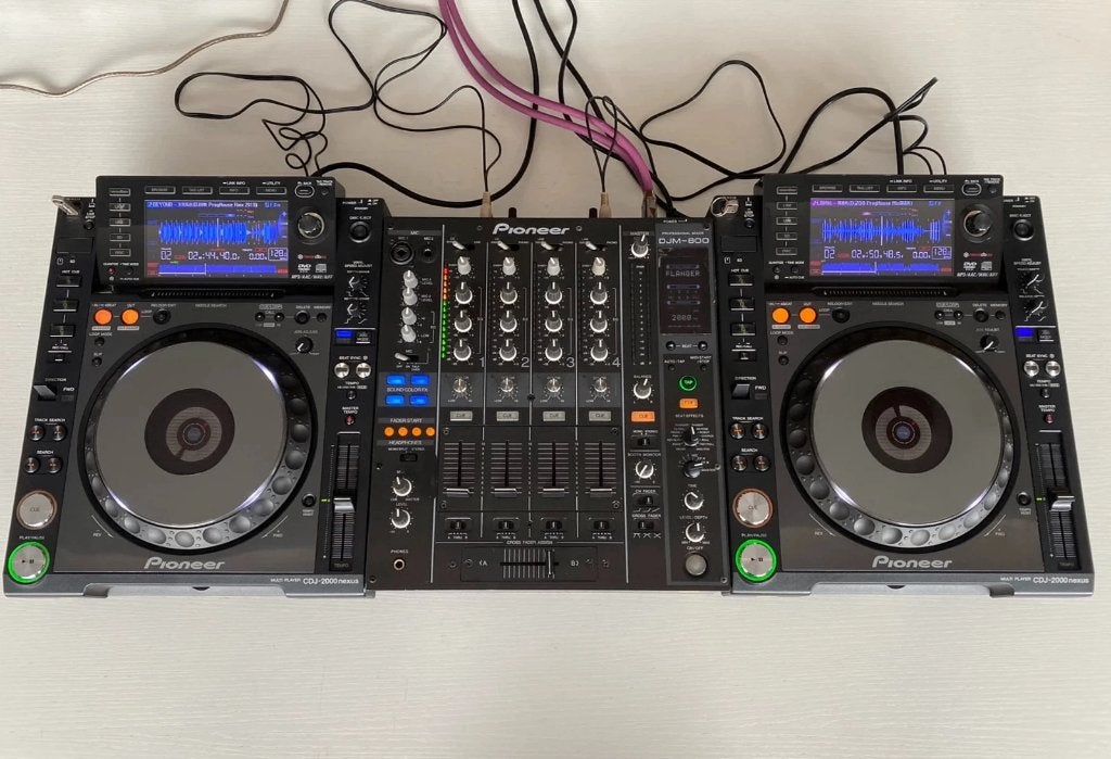 Complete Pioneer DJ Set 2x CDJ2000NXS DJM800 Clubstandaard, Ophalen of Verzenden, Zo goed als nieuw, Dj-set, Pioneer