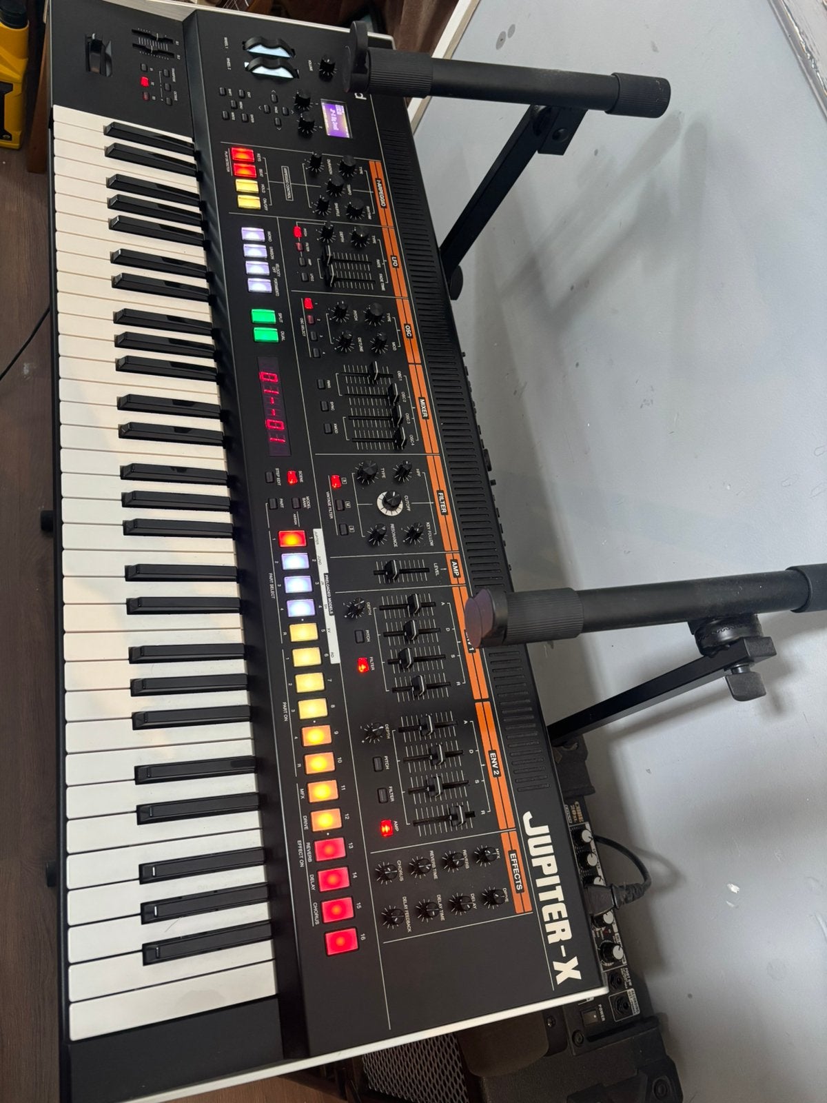 Roland Jupiter-X synthesizer, Ophalen, Zo goed als nieuw, 61 toetsen, Roland