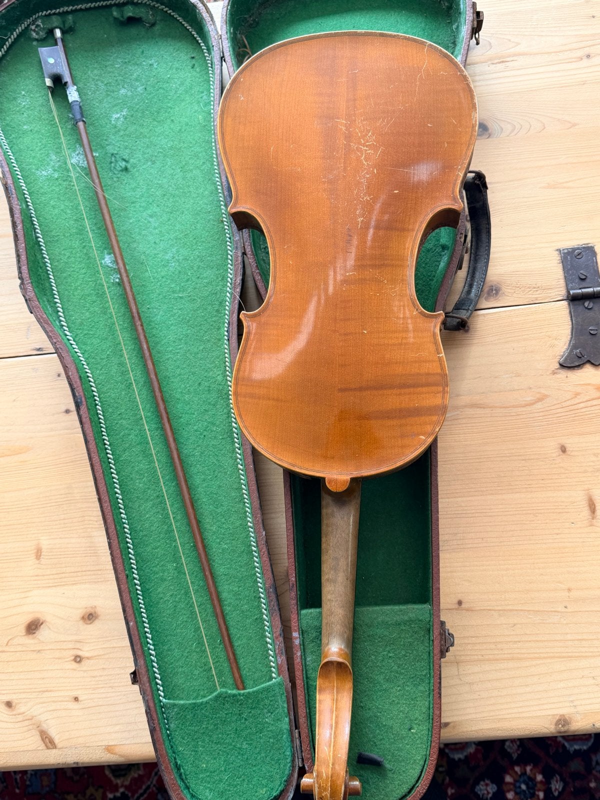 Antieke viool met koffer en strijkstok, Muziek en Instrumenten, Gebruikt, Overige formaten, Viool, Ophalen of Verzenden