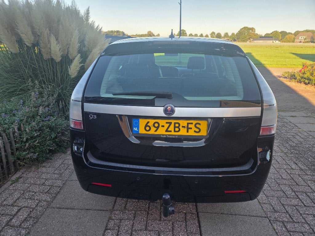 Saab 9-3 1.8 I Estate 2007 Zwart 122pk 1100 euro, Auto's, Dealer onderhouden, 4 cilinders, Origineel Nederlands, Handgeschakeld