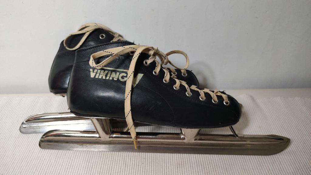 S311 Viking Hoge Noren maat 39, geslepen., Sport en Fitness, Schaatsen, Viking, Gebruikt, Viking, Onbekend