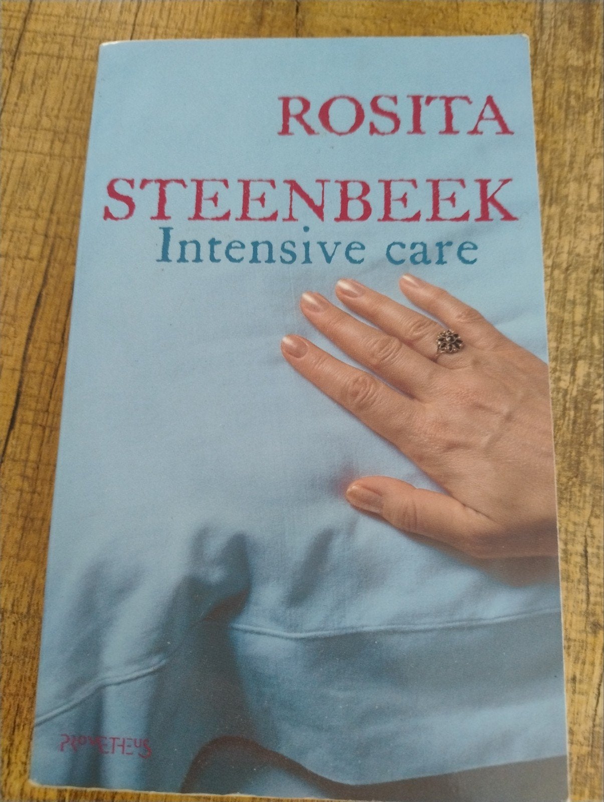 Rosita Steenbeek - Intensive Care (Boek), Ophalen of Verzenden, Gelezen, Rosita Steenbeek