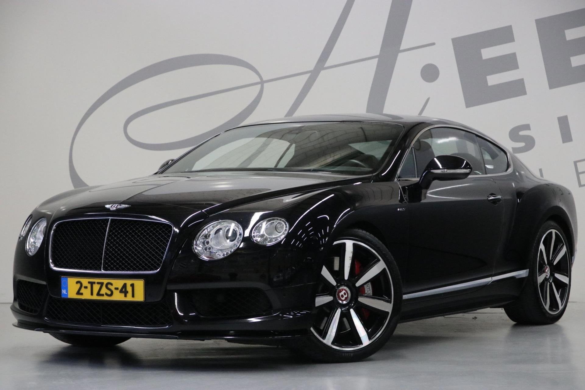 Bentley Continental GT 4.0 V8S 528PK/ Mulliner/, Auto's, Bentley, Automaat, Zwart, Vierwielaandrijving, Automatische klimaatregeling