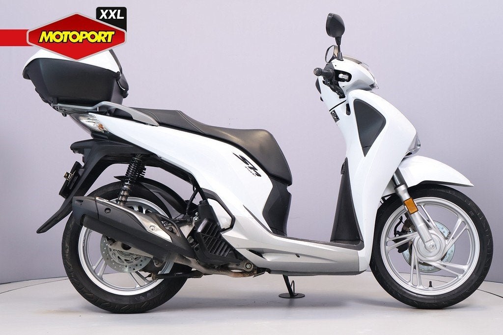 Honda SH 150 (bj 2019), Scooter, Honda Motor Europe Ltd, Bedrijf, Customer.service@honda-eu.com