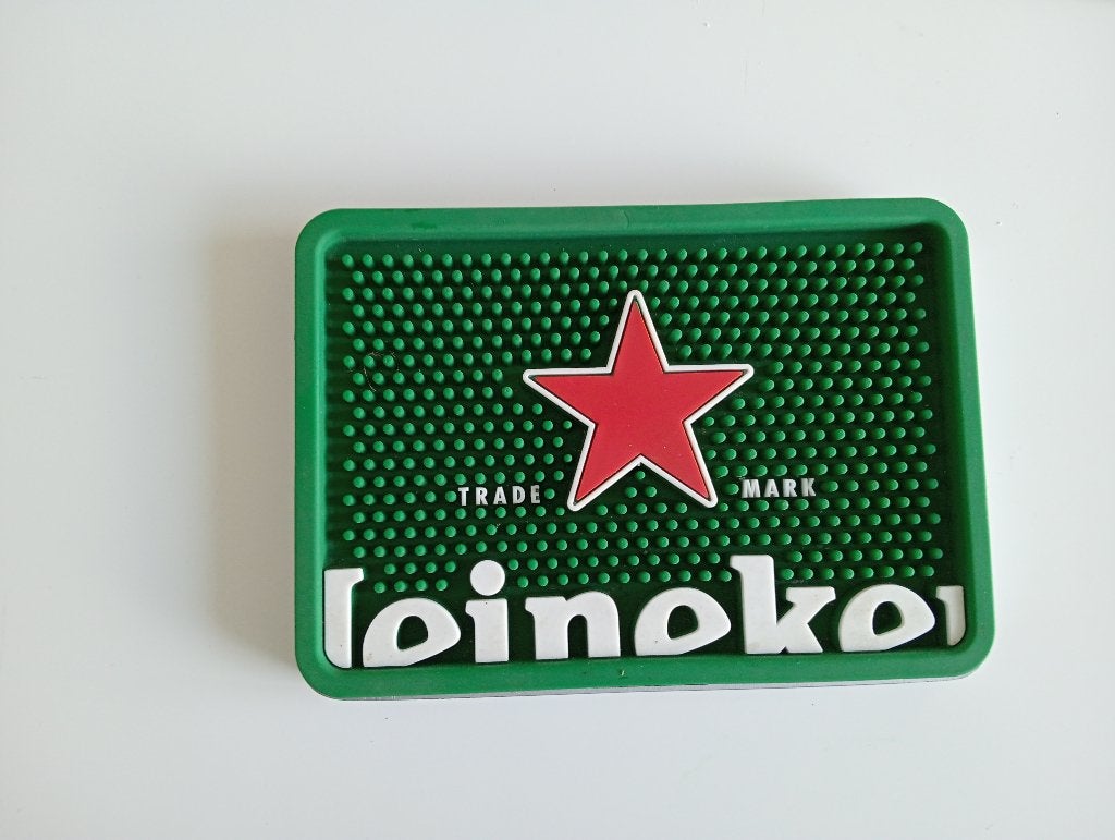 Heineken Bier afdruipmatje in metalen opvangbak., Ophalen of Verzenden, Zo goed als nieuw, Reclamebord, Plaat of Schild, Overige merken
