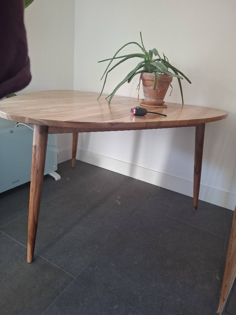 Driehoek tafel, Ophalen, 100 tot 150 cm, 50 tot 100 cm, Zo goed als nieuw