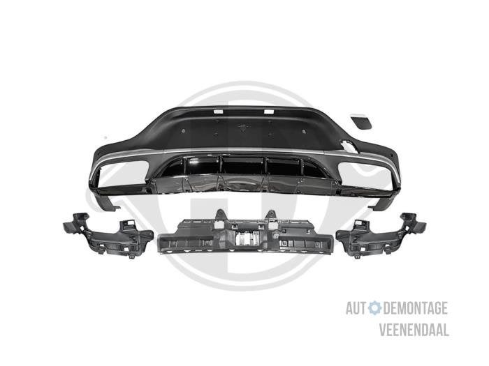 Diffuser achterbumper van een Mercedes GLC-Klasse, Auto-onderdelen, -, Nieuw, Ophalen of Verzenden, -